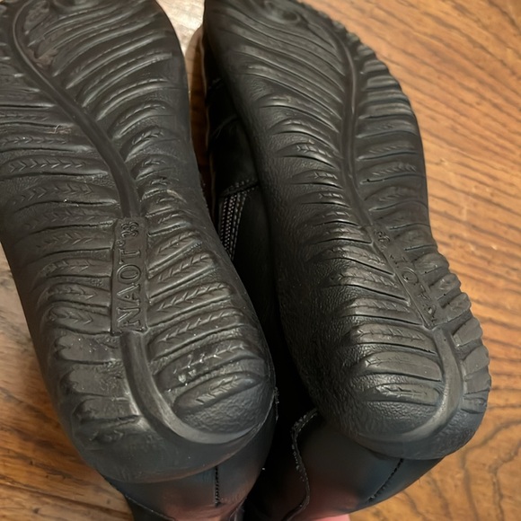 Naot Patu lace up ankle boots, size 38 (7.5) - Picture 14 of 16